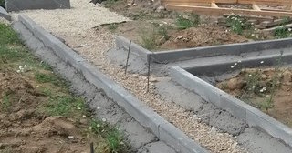 Установка бордюров для плитки в Каменске-Уральском в октябре