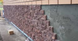 Профессиональная отделка фундамента панелями в Каменске-Уральском в октябре